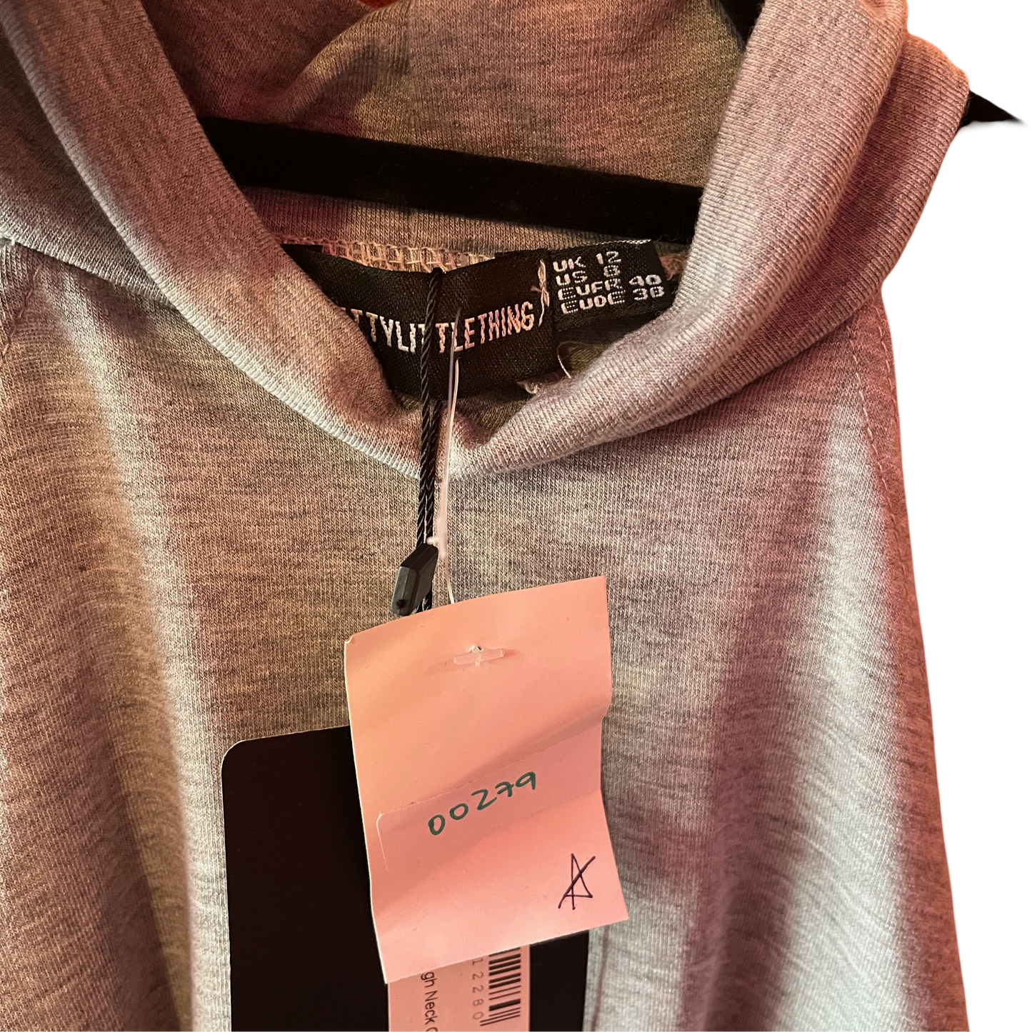 Crop Top Pretty Little things