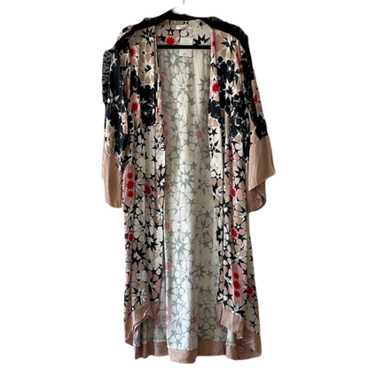 Kimono Alaniz by Karin Coo